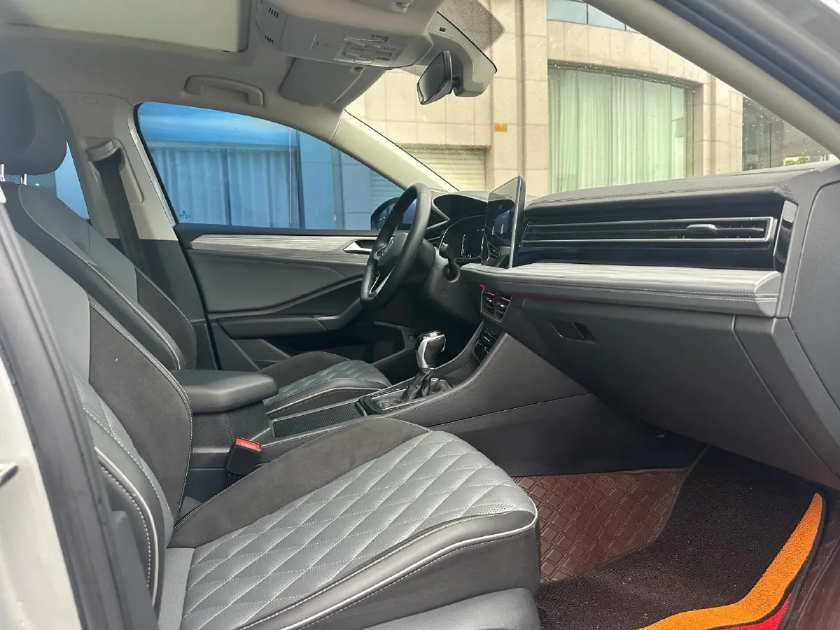 2023 Volkswagen Sagitar 1.5T 160HP L4 7DCT,autocango,china used car exporter,china ev exporter,chinese used car exporter,chinese used ev exporter