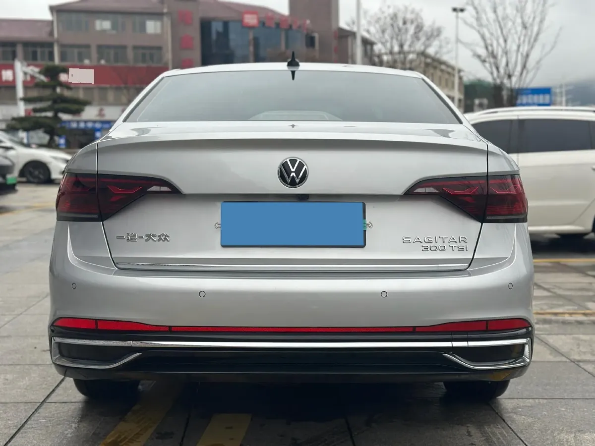 2023 Volkswagen Sagitar 1.5T 160HP L4 7DCT,autocango,china used car exporter,china ev exporter,chinese used car exporter,chinese used ev exporter