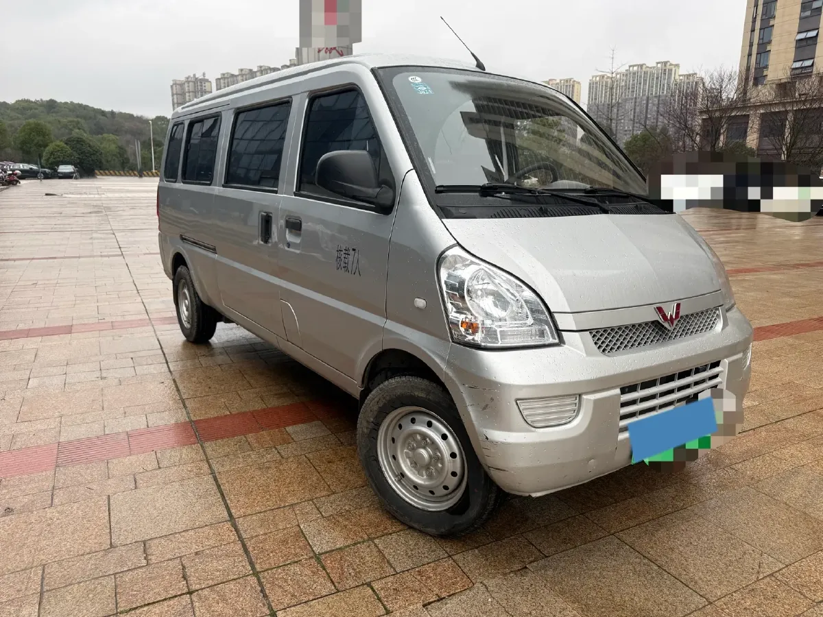 2022 WuLing RongGuang Mini Truck EV BEV 41.5KWH,autocango,china used car exporter,china ev exporter,chinese used car exporter,chinese used ev exporter
