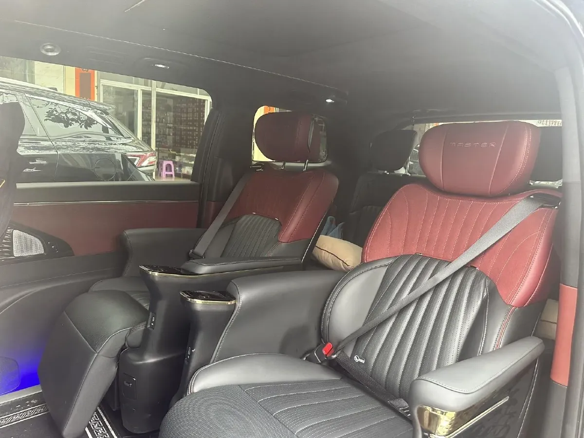 2024 GAC Trumpchi M8 2.0T 252HP L4 8AT,autocango,china used car exporter,china ev exporter,chinese used car exporter,chinese used ev exporter