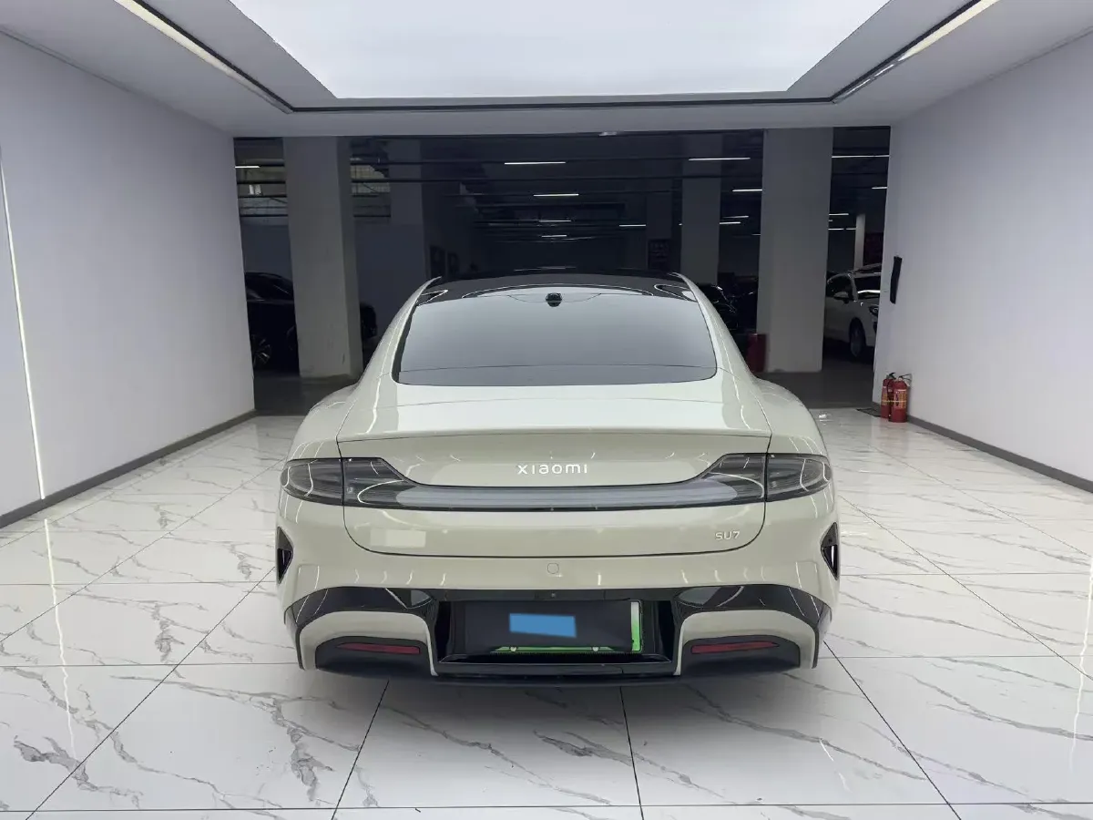 2024 MI SU7 BEV 73.6KWH,autocango,china used car exporter,china ev exporter,chinese used car exporter,chinese used ev exporter