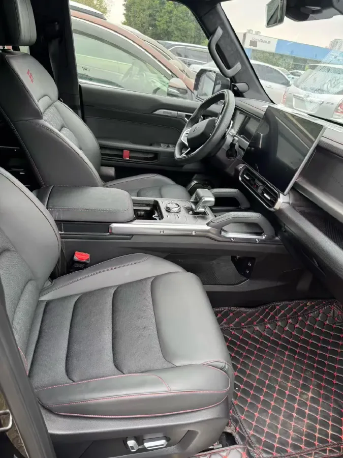 2024 Jetour Traveller 2.0T 254HP L4 7DCT,autocango,china used car exporter,china ev exporter,chinese used car exporter,chinese used ev exporter