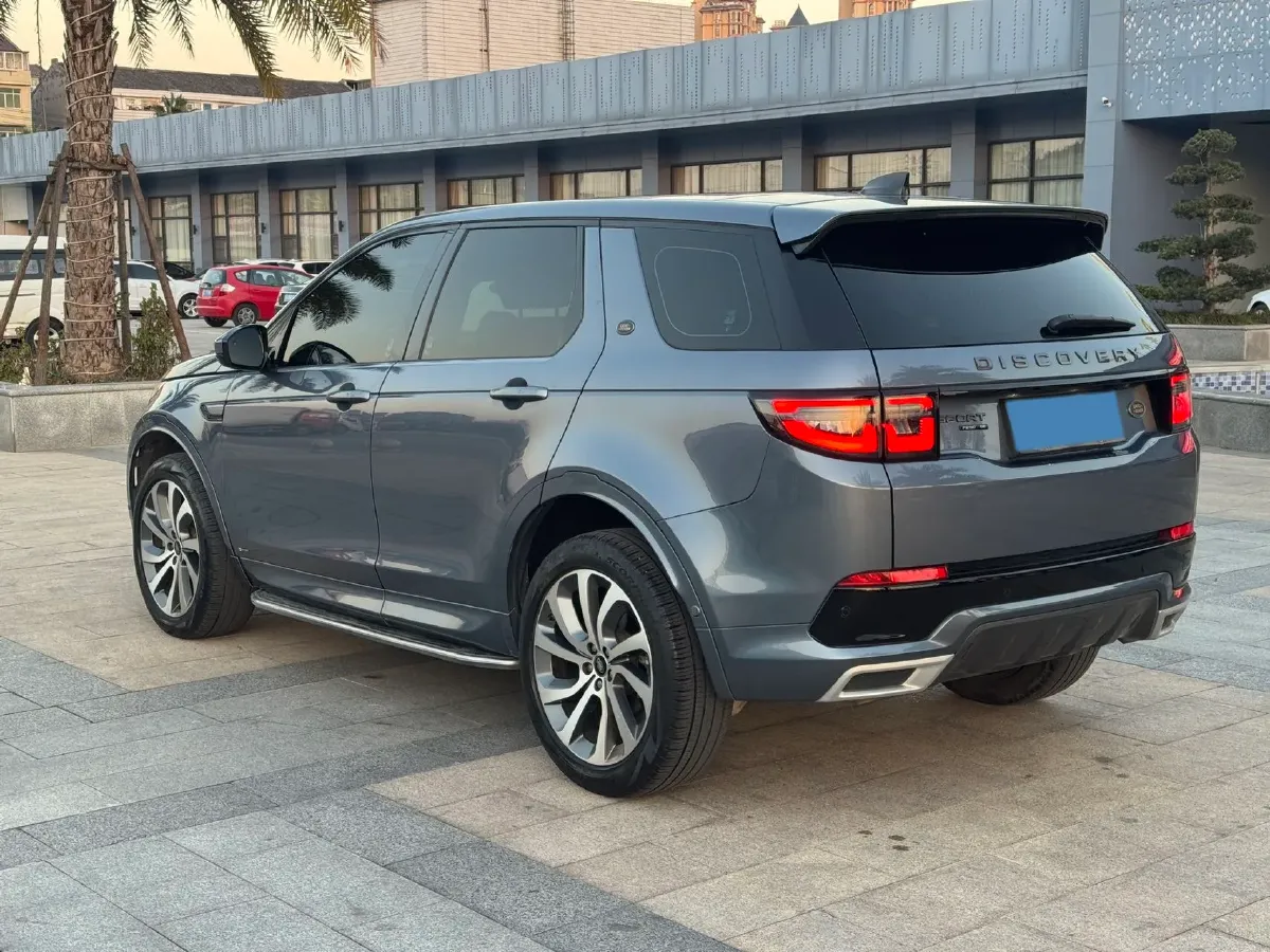 2021 Land Rover Discovery Sport 2.0T 249HP L4 9AT,autocango,china used car exporter,china ev exporter,chinese used car exporter,chinese used ev exporter