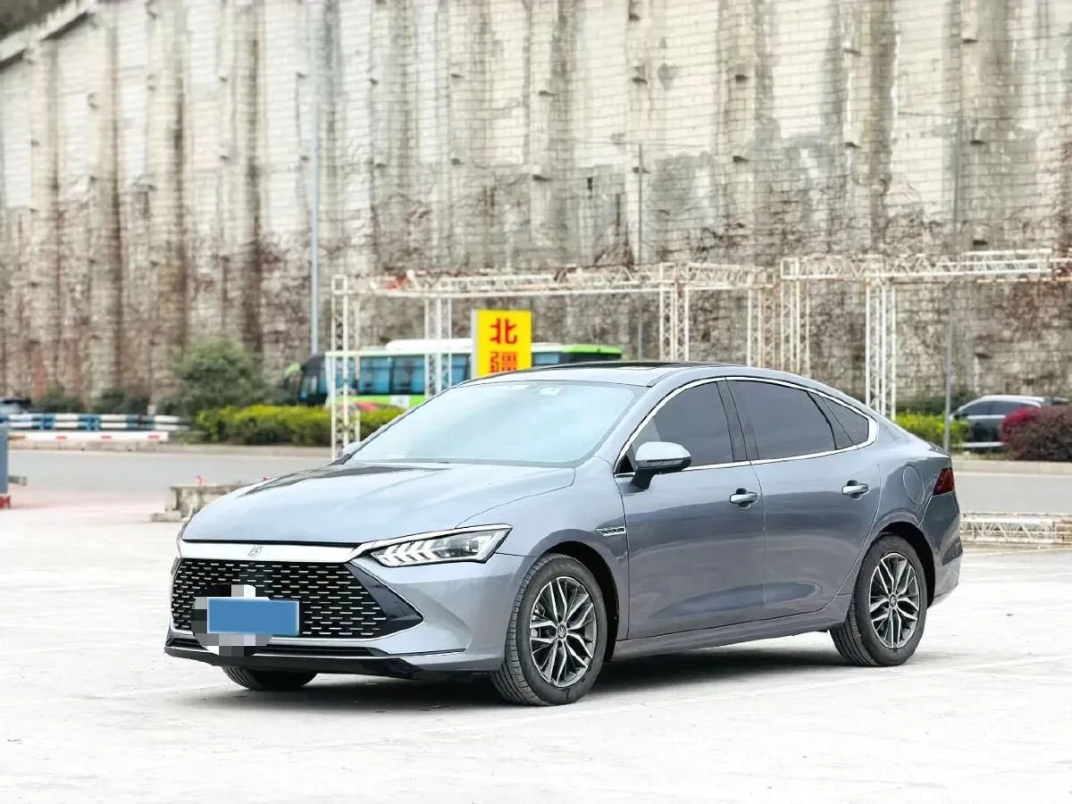 2021 Haval F7 1.5T 169HP L4 7DCT,autocango,china used car exporter,china ev exporter,chinese used car exporter,chinese used ev exporter