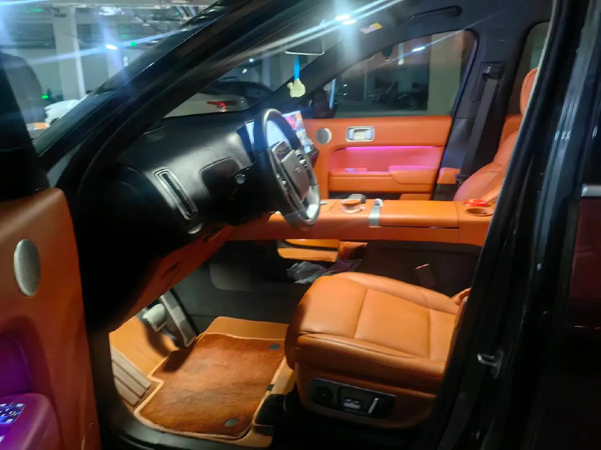 2022 Li L9 Range Extended 154HP REEV 42.6KWH,autocango,china used car exporter,china ev exporter,chinese used car exporter,chinese used ev exporter