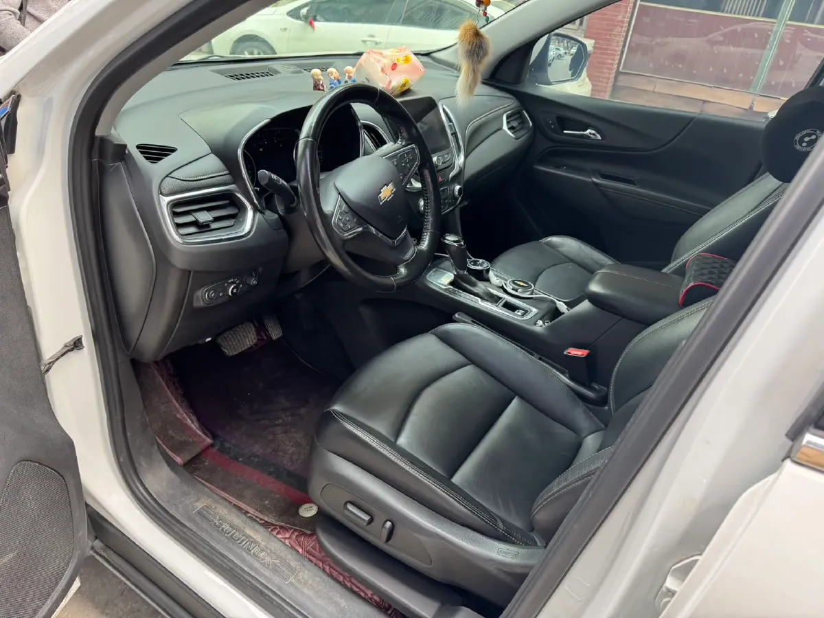 2018 Chevrolet Equinox 1.5T 180HP L4 6AT,autocango,china used car exporter,china ev exporter,chinese used car exporter,chinese used ev exporter