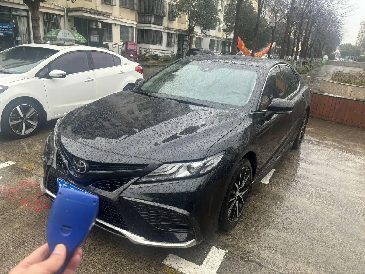 2021 Toyota Camry 2.5L 209HP L4 8AT,autocango,china used car exporter,china ev exporter,chinese used car exporter,chinese used ev exporter