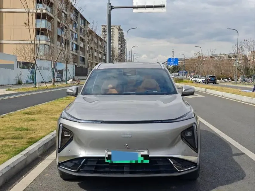 2025 Geely Galaxy L7 1.5L 112HP L4 1DHT PHEV 18.4KWH,autocango,china used car exporter,china ev exporter,chinese used car exporter,chinese used ev exporter