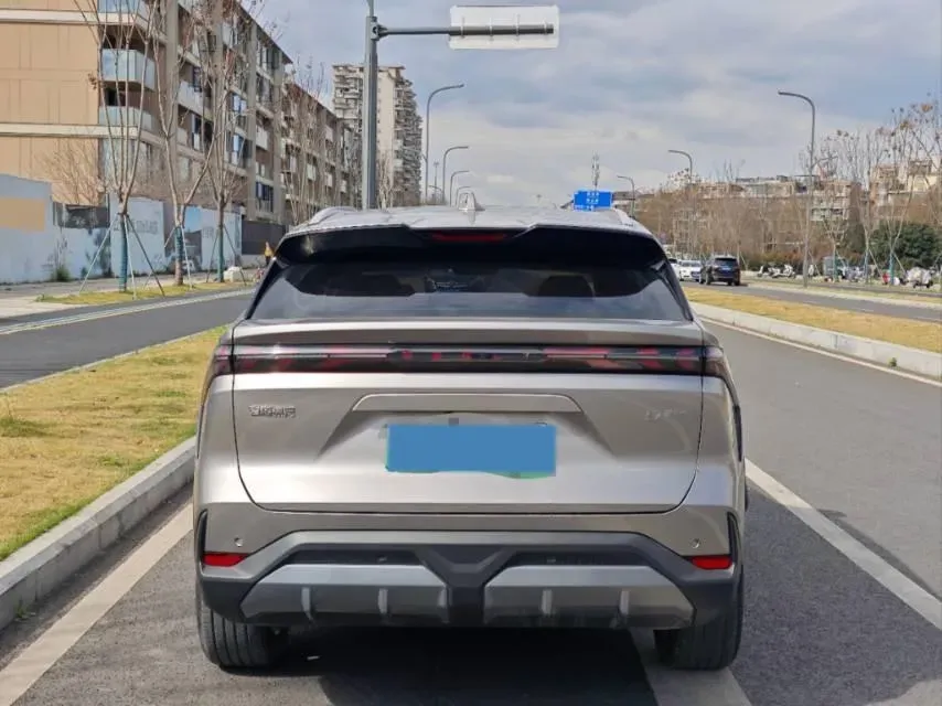 2025 Geely Galaxy L7 1.5L 112HP L4 1DHT PHEV 18.4KWH,autocango,china used car exporter,china ev exporter,chinese used car exporter,chinese used ev exporter