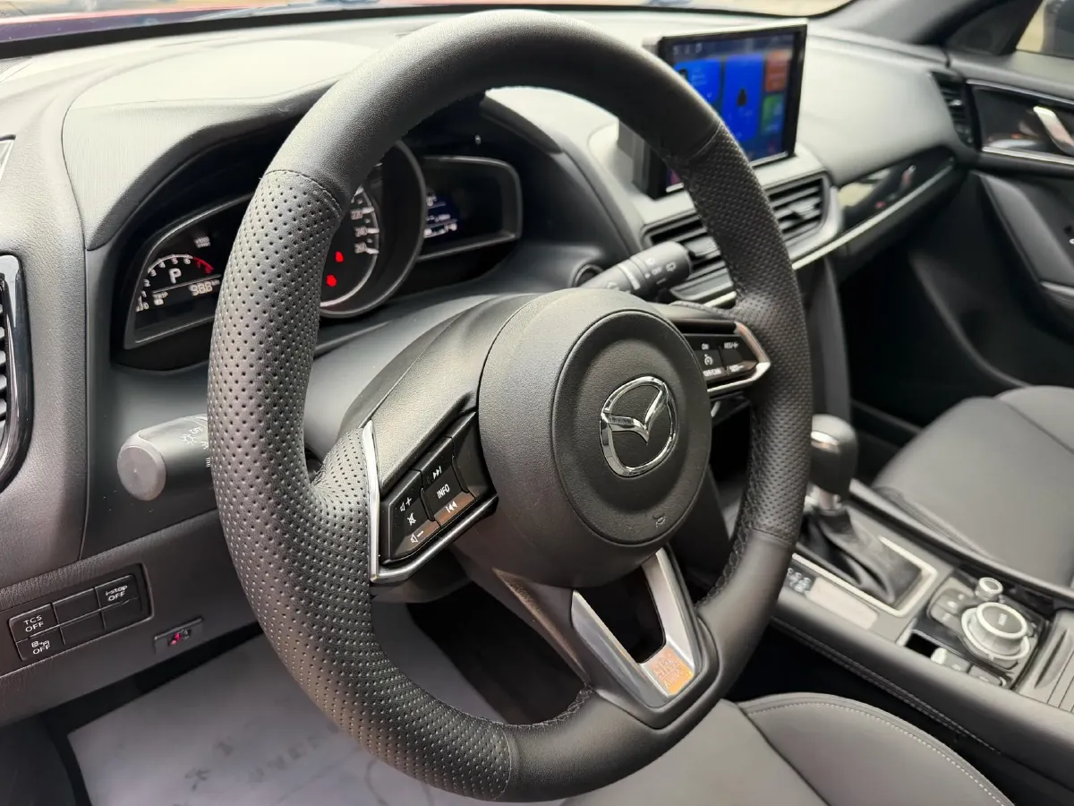 2021 Mazda CX-4 2.0L 158HP L4 6AT,autocango,china used car exporter,china ev exporter,chinese used car exporter,chinese used ev exporter