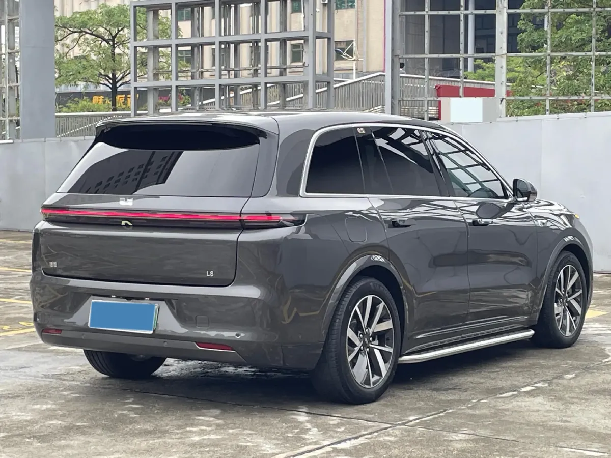 2023 Li L8 Range Extended 154HP REEV 40.9KWH,autocango,china used car exporter,china ev exporter,chinese used car exporter,chinese used ev exporter