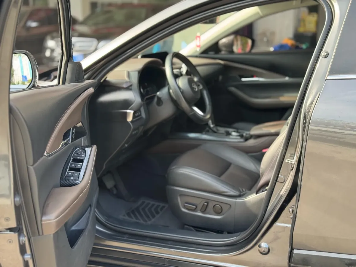 2022 Mazda CX-30 2.0L 158HP L4 6AT,autocango,china used car exporter,china ev exporter,chinese used car exporter,chinese used ev exporter