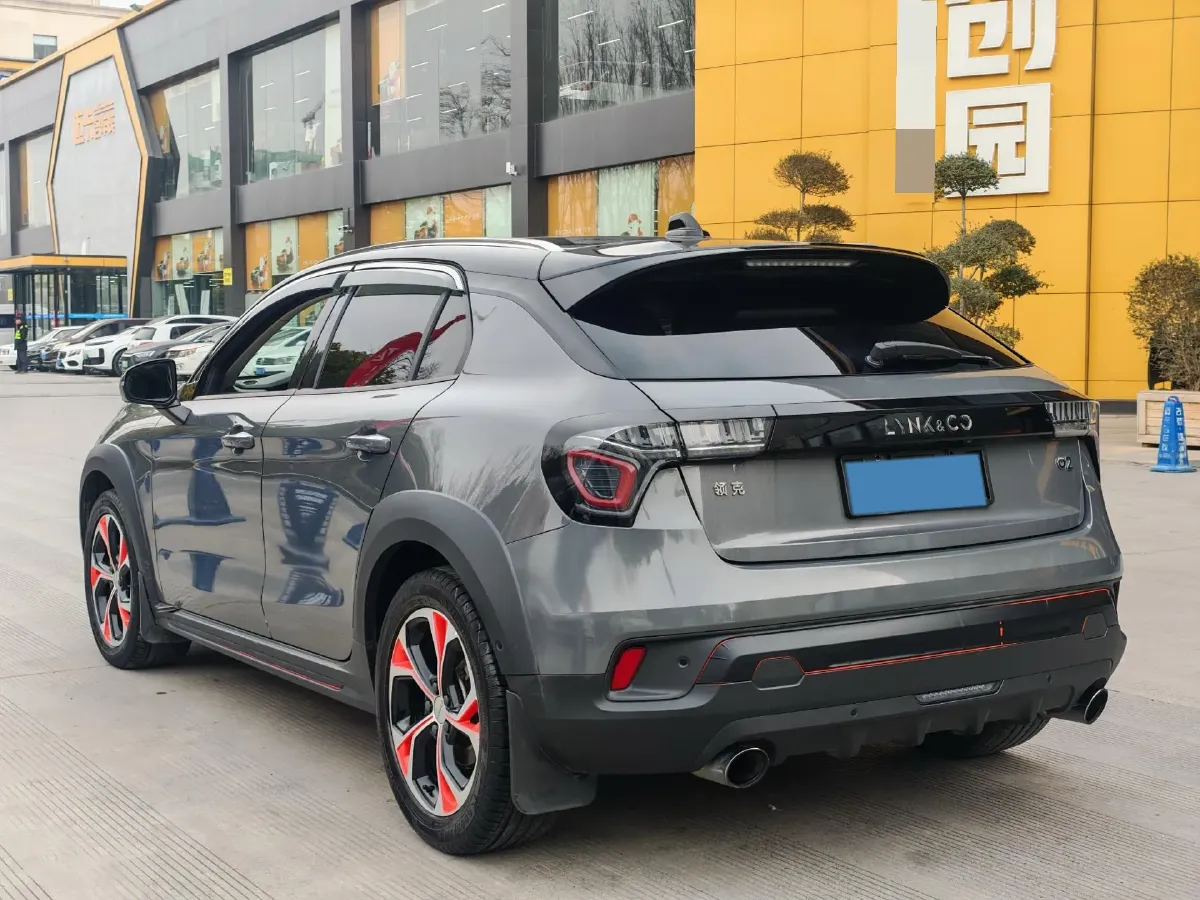 2018 Toyota C-HR 2.0L 171HP L4 CVT,autocango,china used car exporter,china ev exporter,chinese used car exporter,chinese used ev exporter