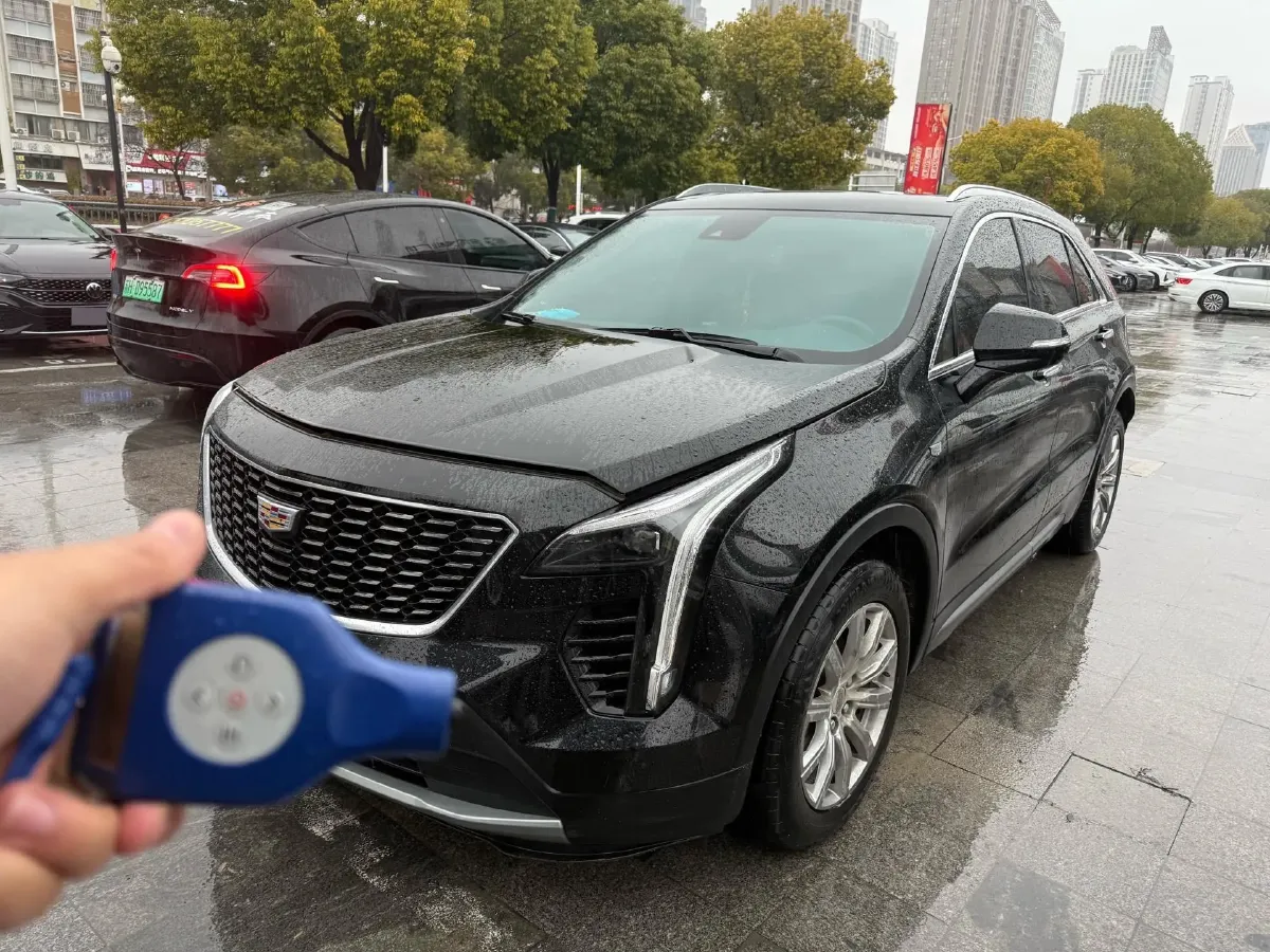 2023 Cadillac XT4 2.0T 237HP L4 9AT,autocango,china used car exporter,china ev exporter,chinese used car exporter,chinese used ev exporter