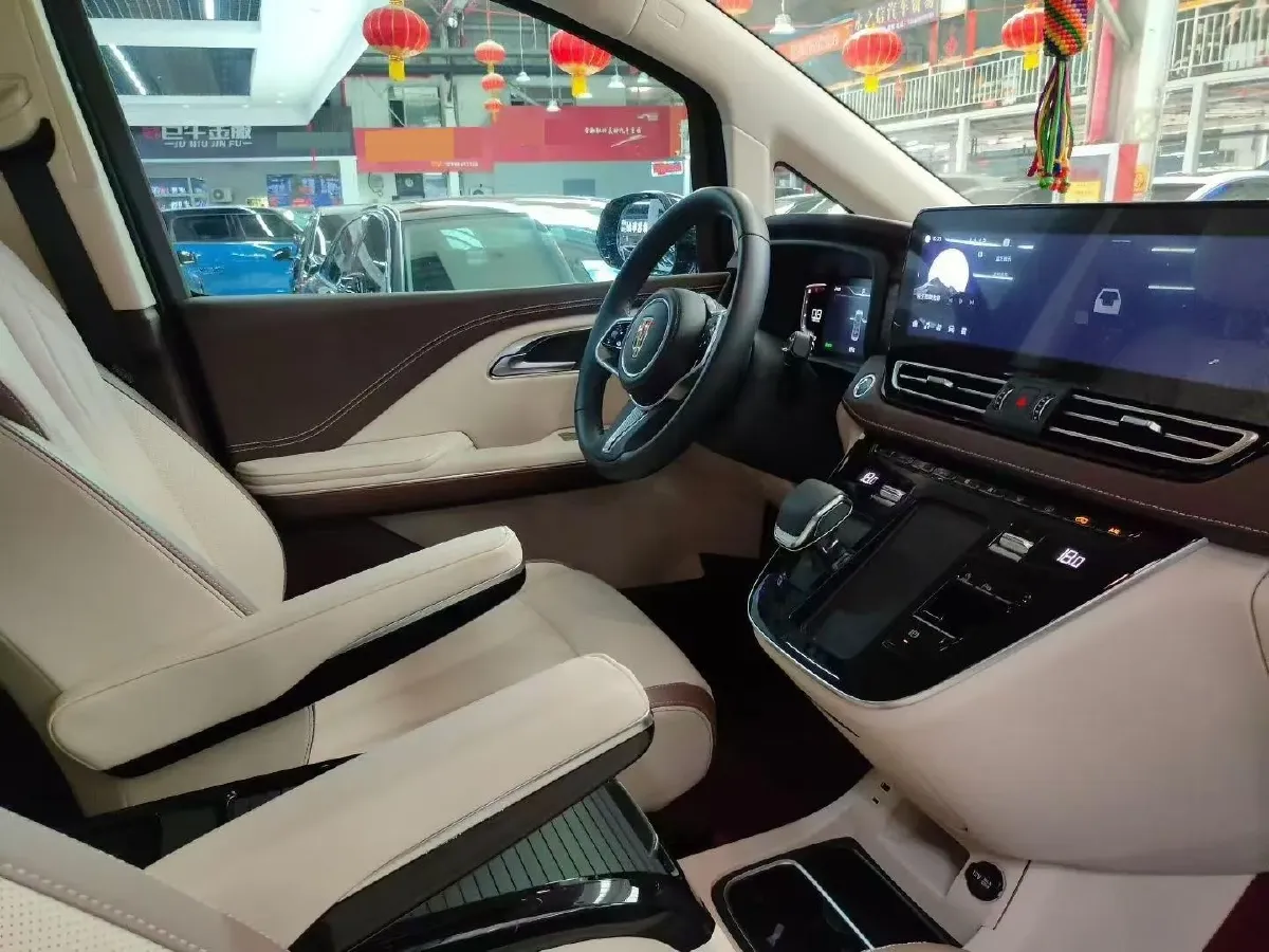 2023 HongQi HQ9 2.0T 252HP L4 8AT,autocango,china used car exporter,china ev exporter,chinese used car exporter,chinese used ev exporter