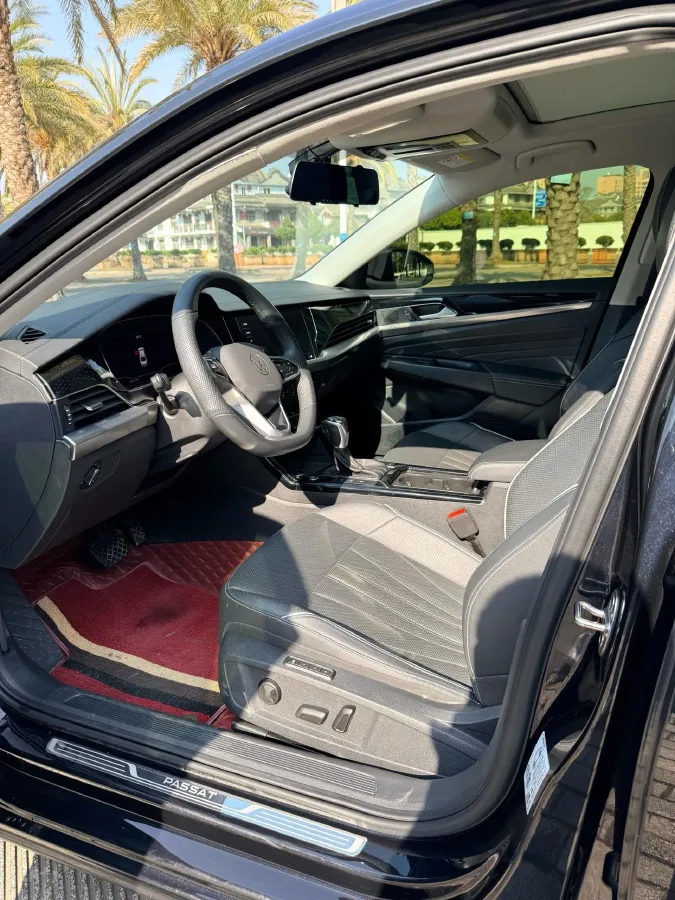 2024 Volkswagen Passat 2.0T 220HP L4 7DCT,autocango,china used car exporter,china ev exporter,chinese used car exporter,chinese used ev exporter