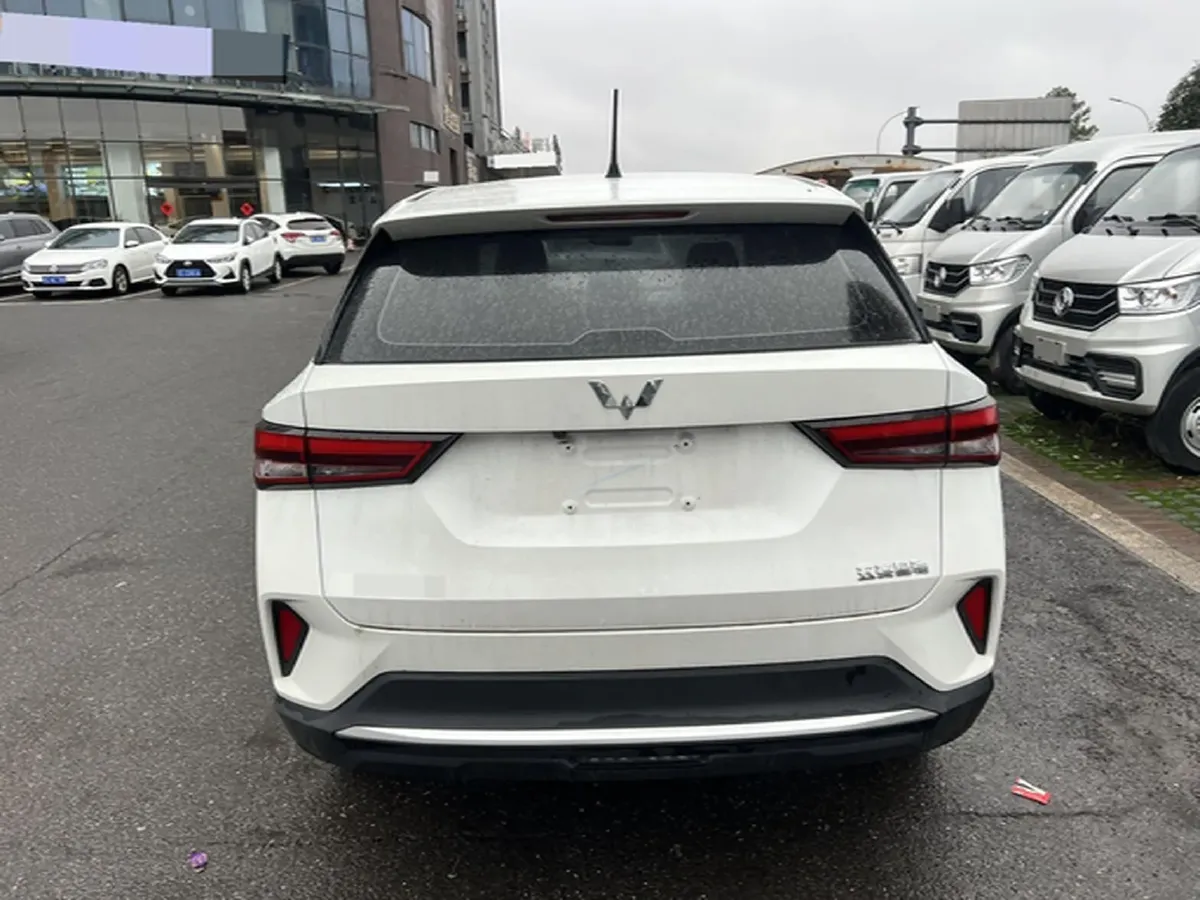 2022 WuLing XingChi 1.5L 99HP L4 6MT,autocango,china used car exporter,china ev exporter,chinese used car exporter,chinese used ev exporter