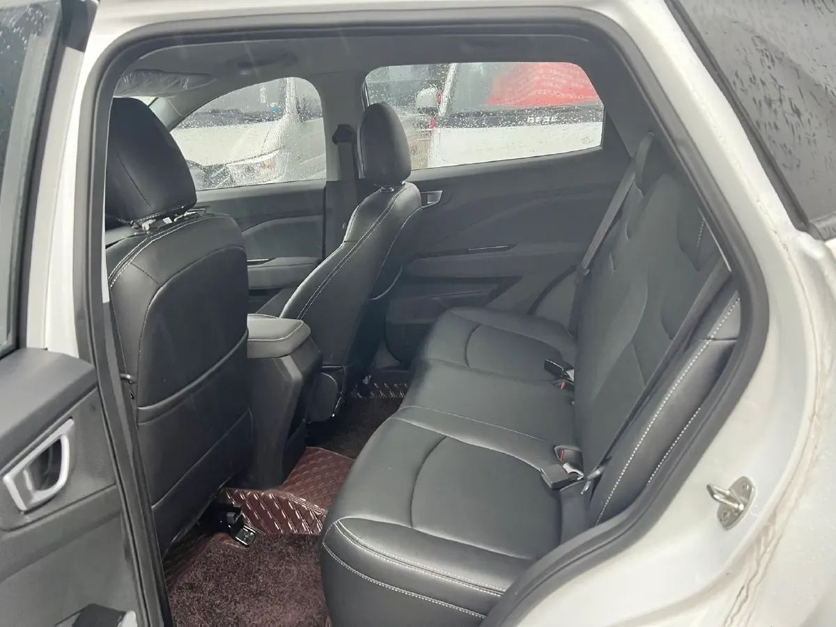 2022 WuLing XingChi 1.5L 99HP L4 6MT,autocango,china used car exporter,china ev exporter,chinese used car exporter,chinese used ev exporter