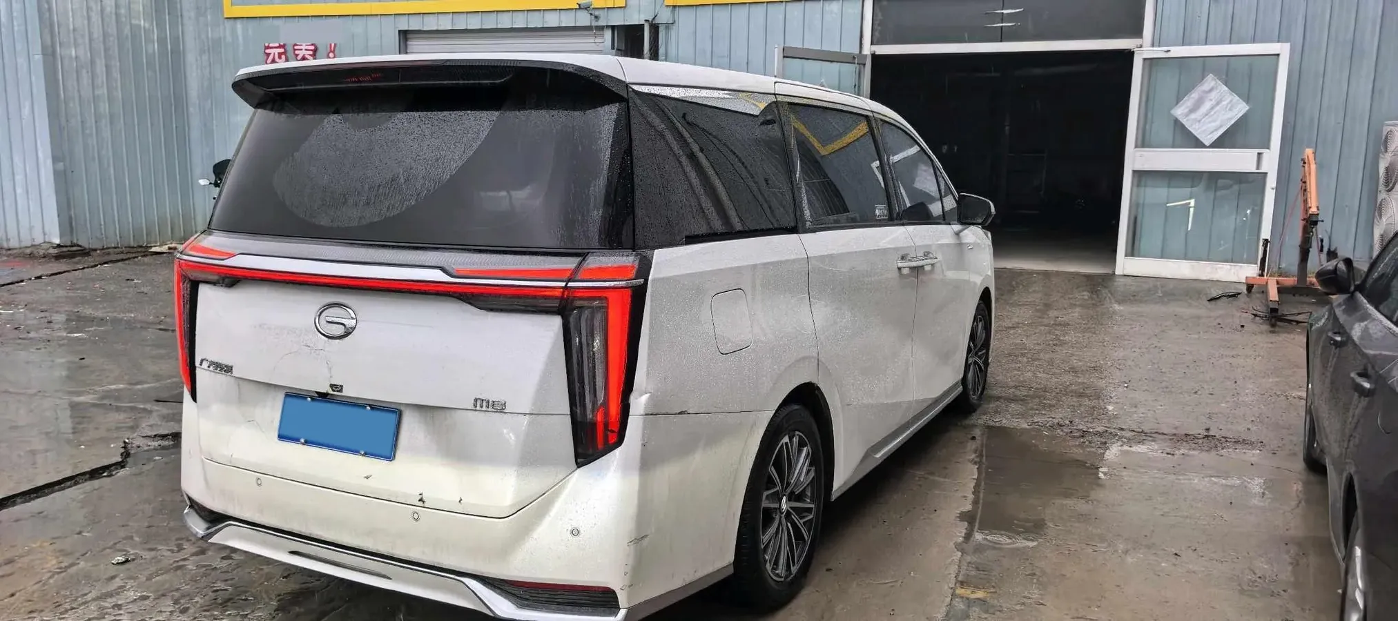 2024 GAC Trumpchi M8 2.0T 252HP L4 8AT,autocango,china used car exporter,china ev exporter,chinese used car exporter,chinese used ev exporter