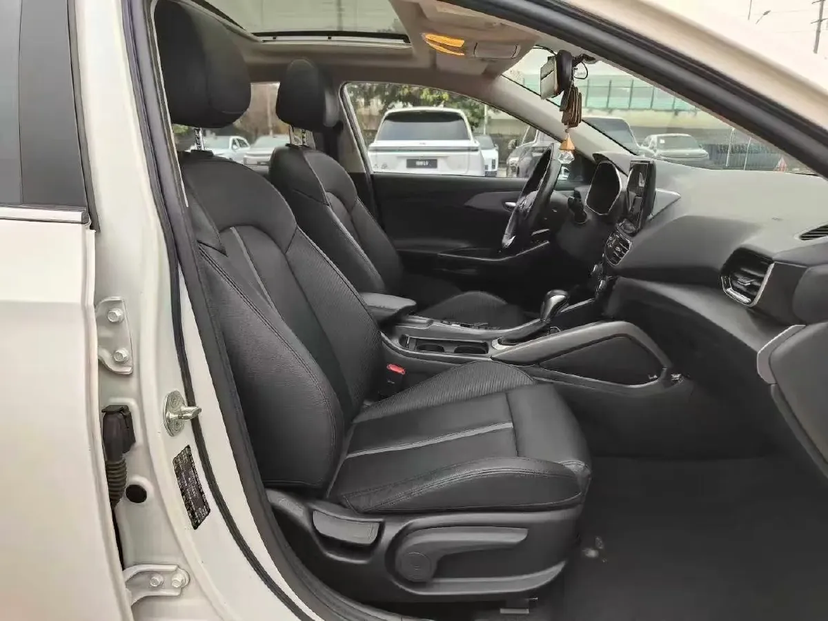 2019 Hyundai La Festa 1.6T 190HP L4 7DCT,autocango,china used car exporter,china ev exporter,chinese used car exporter,chinese used ev exporter