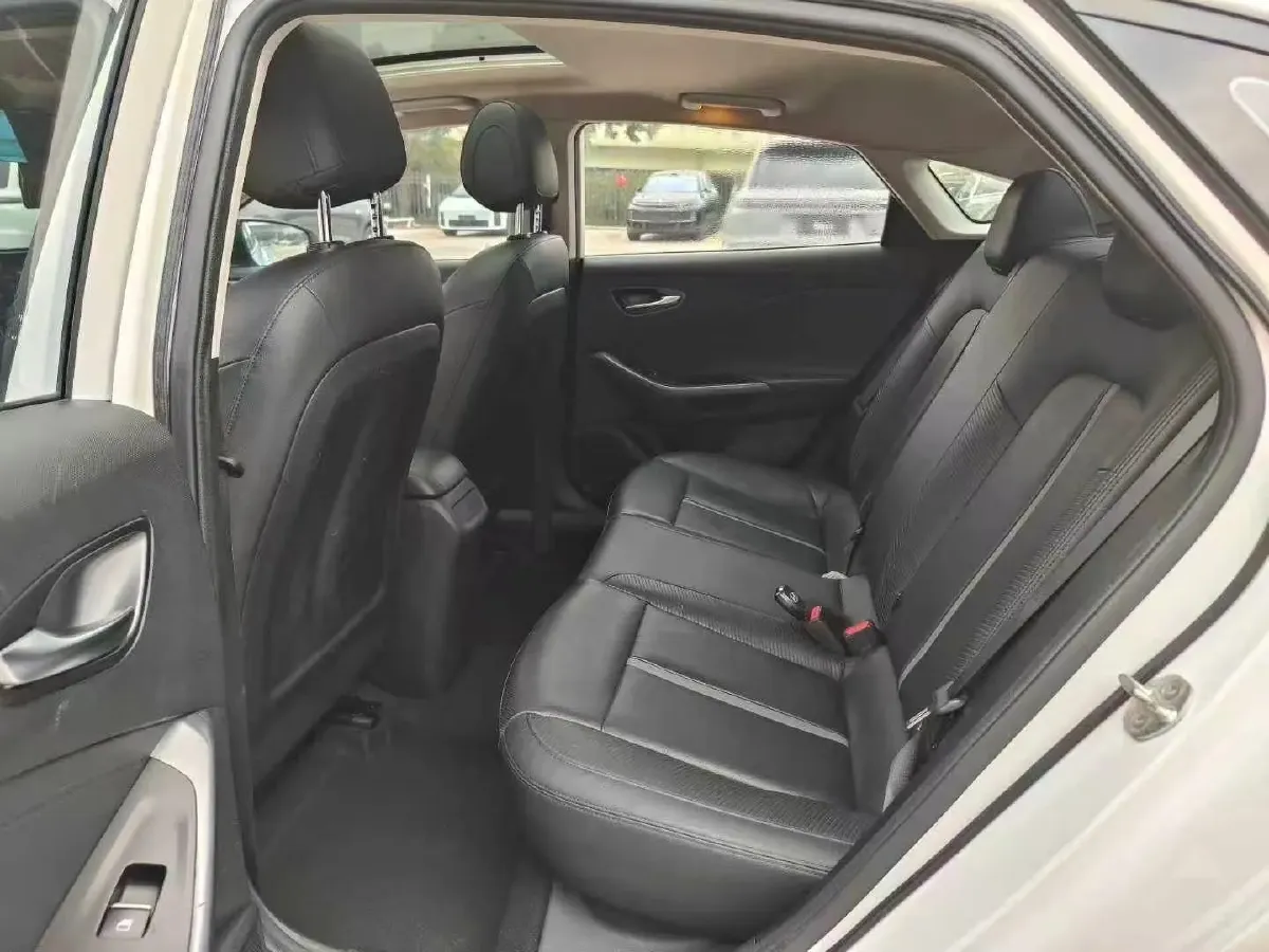2019 Hyundai La Festa 1.6T 190HP L4 7DCT,autocango,china used car exporter,china ev exporter,chinese used car exporter,chinese used ev exporter