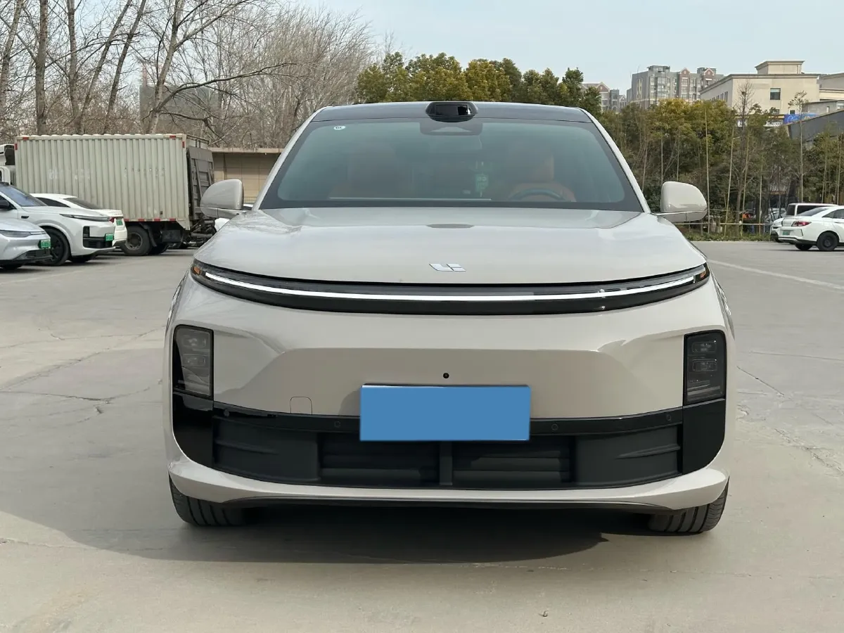 2024 Li L6 Range Extended 154HP L4 REEV 36.8KWH,autocango,china used car exporter,china ev exporter,chinese used car exporter,chinese used ev exporter