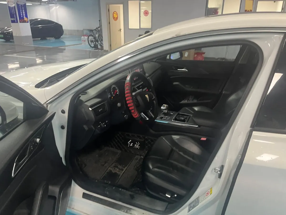 2020 HongQi H5 1.8T 197HP L4 6AT,autocango,china used car exporter,china ev exporter,chinese used car exporter,chinese used ev exporter