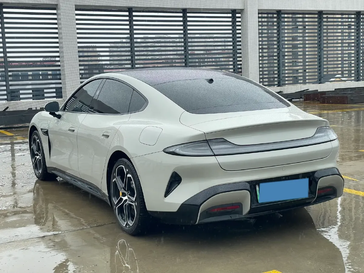 2024 MI SU7 BEV 73.6KWH,autocango,china used car exporter,china ev exporter,chinese used car exporter,chinese used ev exporter