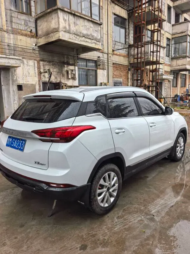 2019 BeiJing Auto X3 1.5T 150HP L4 6MT,autocango,china used car exporter,china ev exporter,chinese used car exporter,chinese used ev exporter