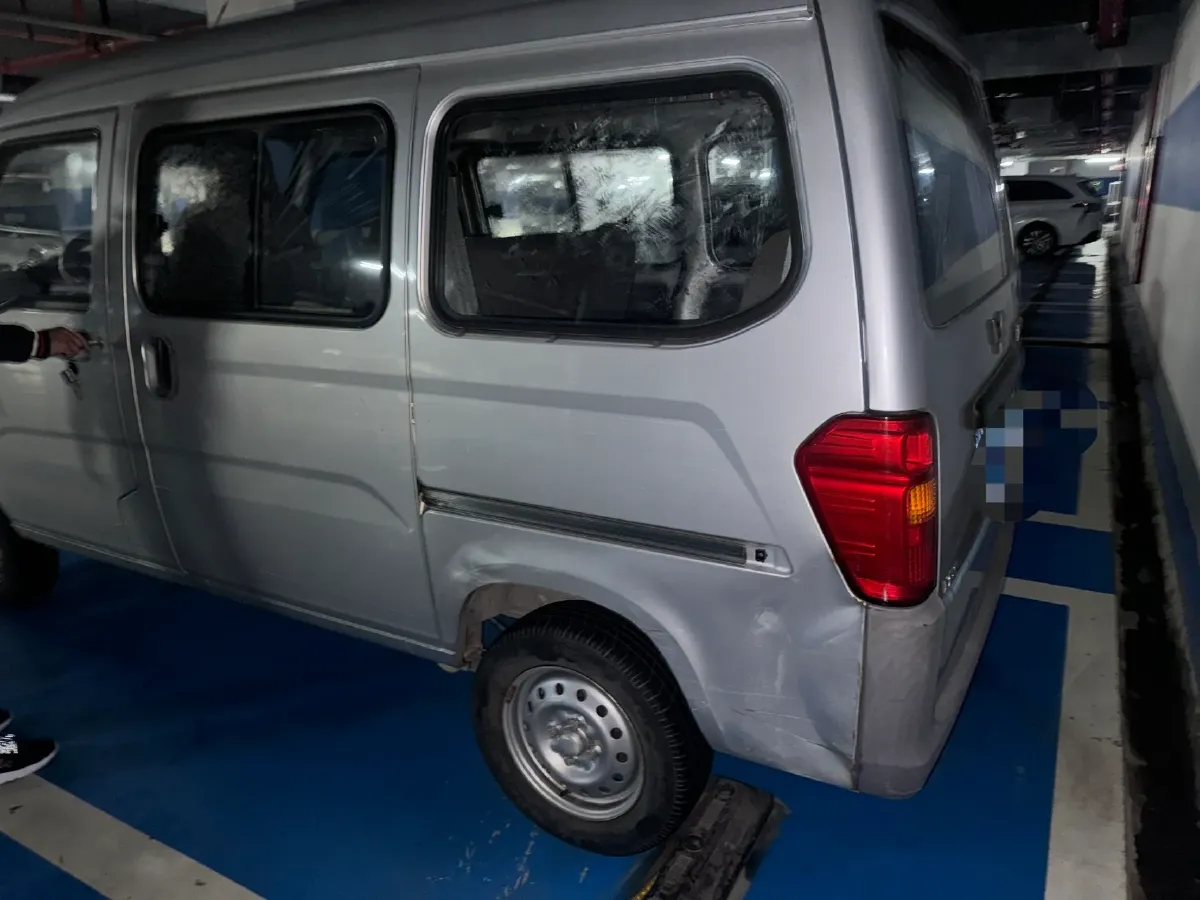 2015 WuLing ZhiGuang 1.2L 82HP L4 5MT,autocango,china used car exporter,china ev exporter,chinese used car exporter,chinese used ev exporter