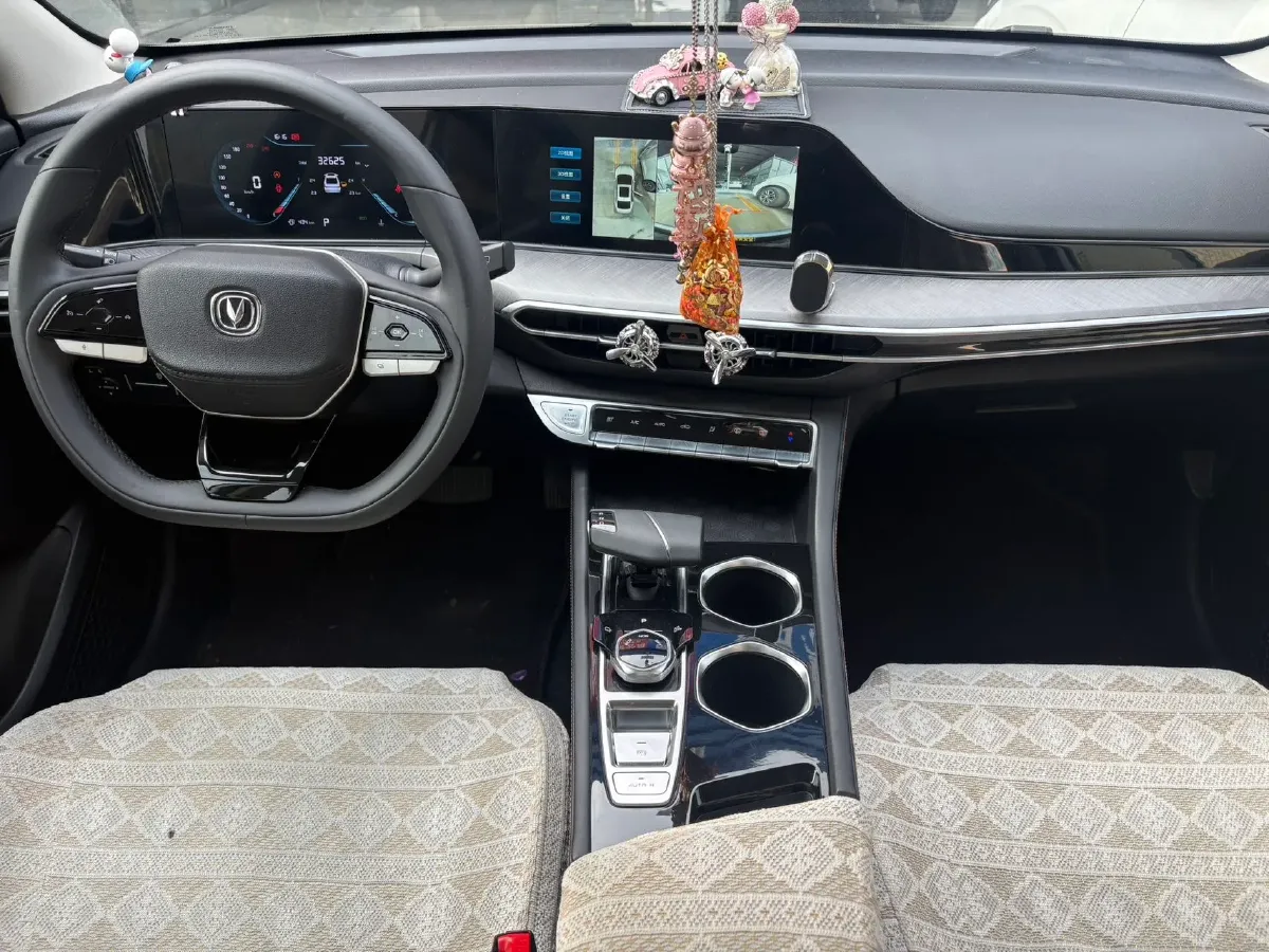 2022 ChangAn Eado 1.4T 160HP L4 7DCT,autocango,china used car exporter,china ev exporter,chinese used car exporter,chinese used ev exporter