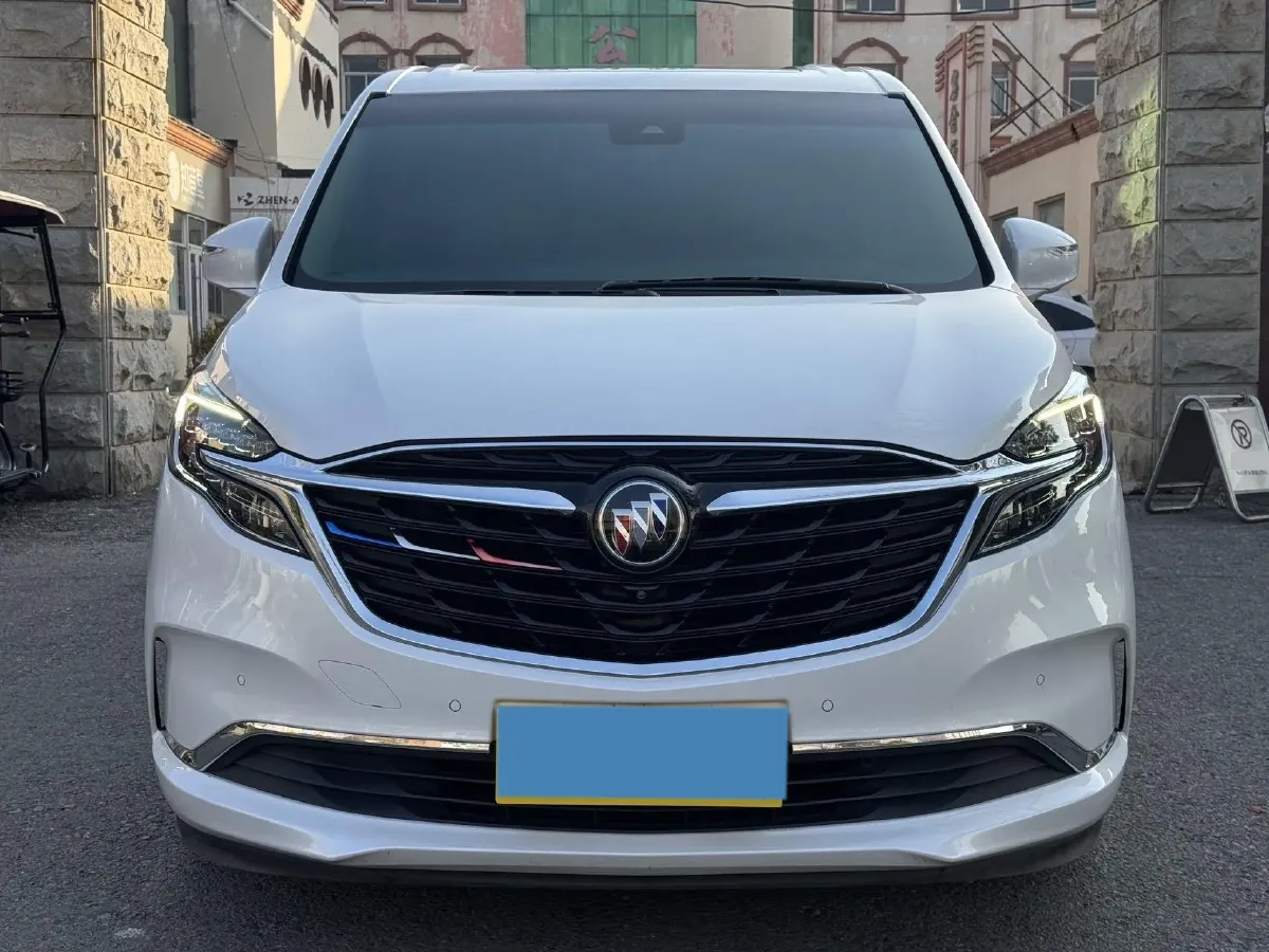 2020 Buick GL8 2.0T 237HP L4 9AT,autocango,china used car exporter,china ev exporter,chinese used car exporter,chinese used ev exporter