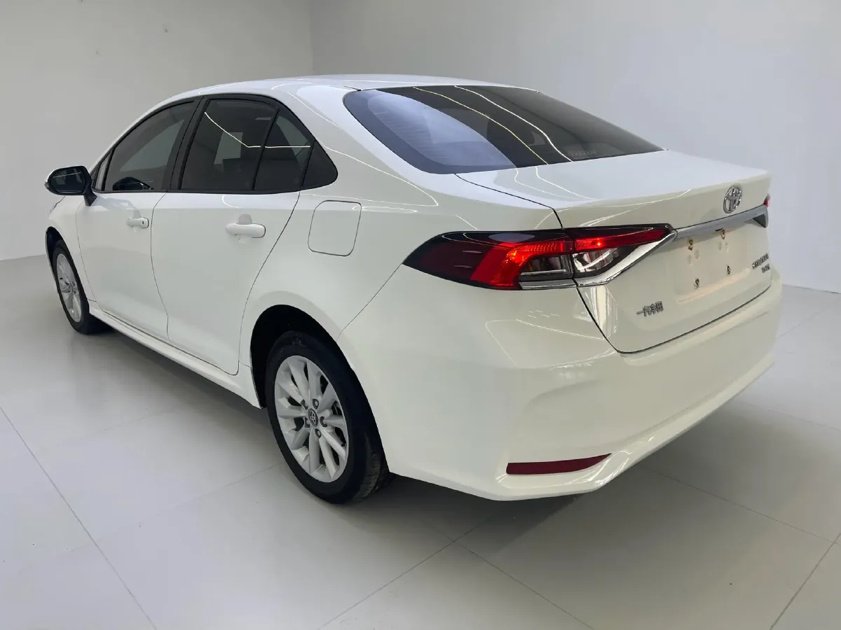2021 Toyota Corolla 1.2T 116HP L4 CVT,autocango,china used car exporter,china ev exporter,chinese used car exporter,chinese used ev exporter