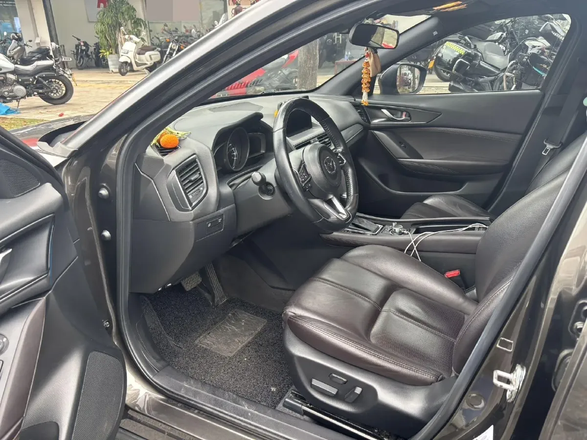 2020 Mazda CX-4 2.0L 158HP L4 6AT,autocango,china used car exporter,china ev exporter,chinese used car exporter,chinese used ev exporter