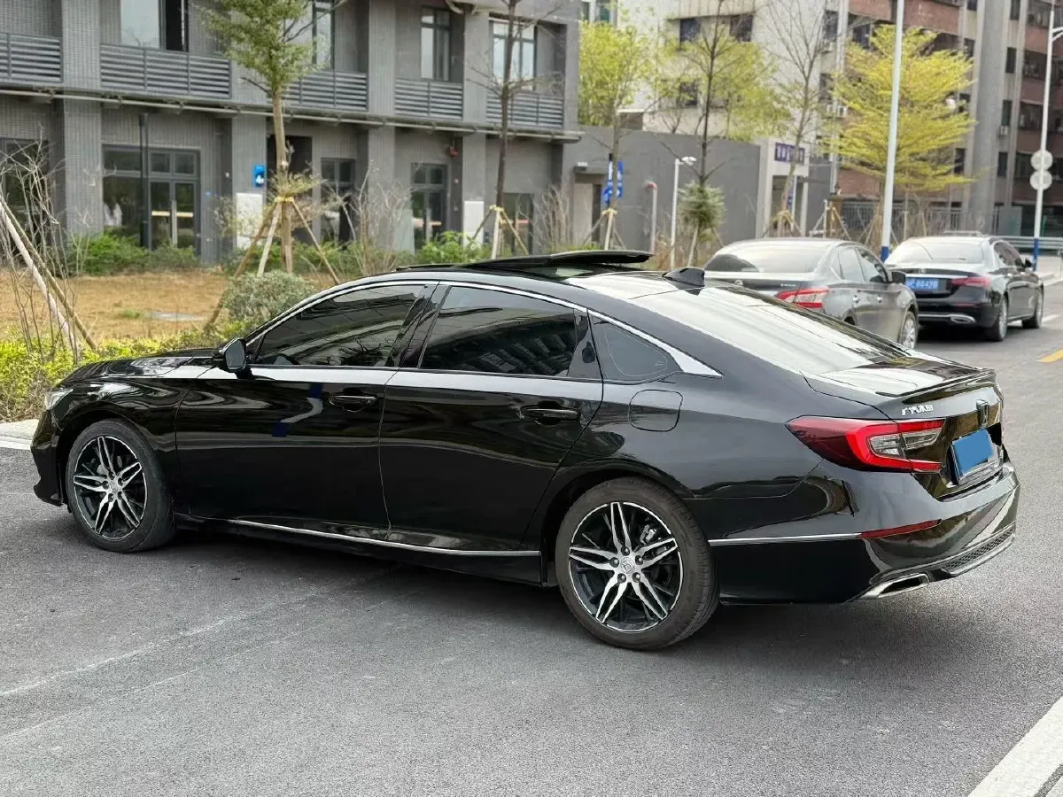 2022 Honda Accord 1.5T 194HP L4 CVT,autocango,china used car exporter,china ev exporter,chinese used car exporter,chinese used ev exporter