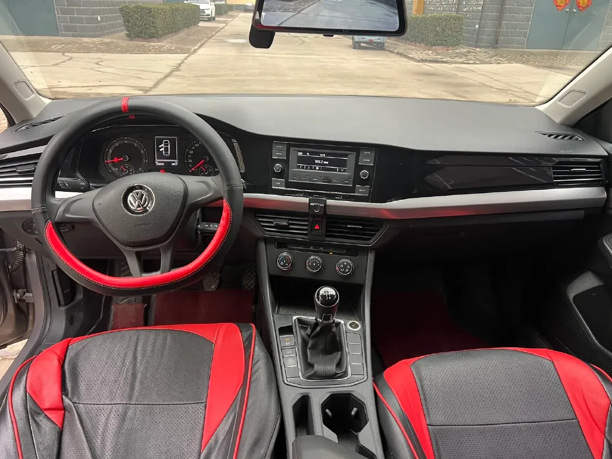 2020 Volkswagen Bora 1.5L 113HP L4 5MT,autocango,china used car exporter,china ev exporter,chinese used car exporter,chinese used ev exporter