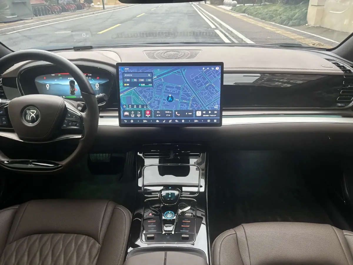 2024 BYD Han BEV 60.48KWH,autocango,china used car exporter,china ev exporter,chinese used car exporter,chinese used ev exporter