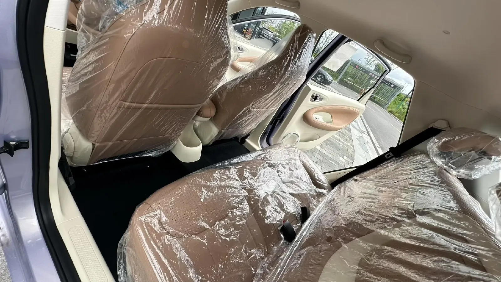 2025 WuLing BinGuo BEV,autocango,china used car exporter,china ev exporter,chinese used car exporter,chinese used ev exporter