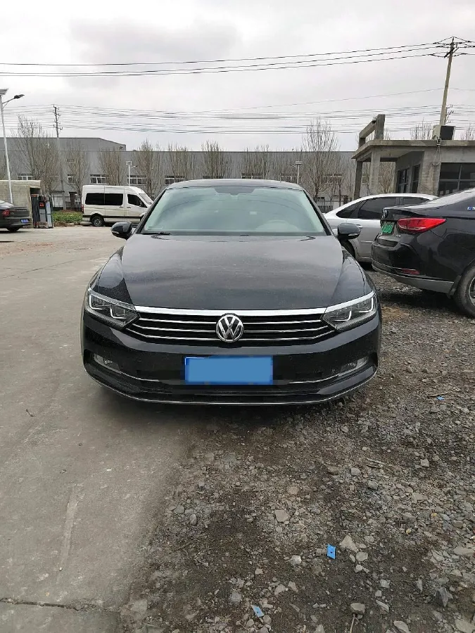 2019 Volkswagen Magotan 2.0T 186HP L4 7DCT,autocango,china used car exporter,china ev exporter,chinese used car exporter,chinese used ev exporter