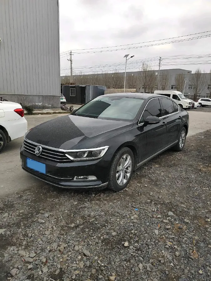 2019 Volkswagen Magotan 2.0T 186HP L4 7DCT,autocango,china used car exporter,china ev exporter,chinese used car exporter,chinese used ev exporter
