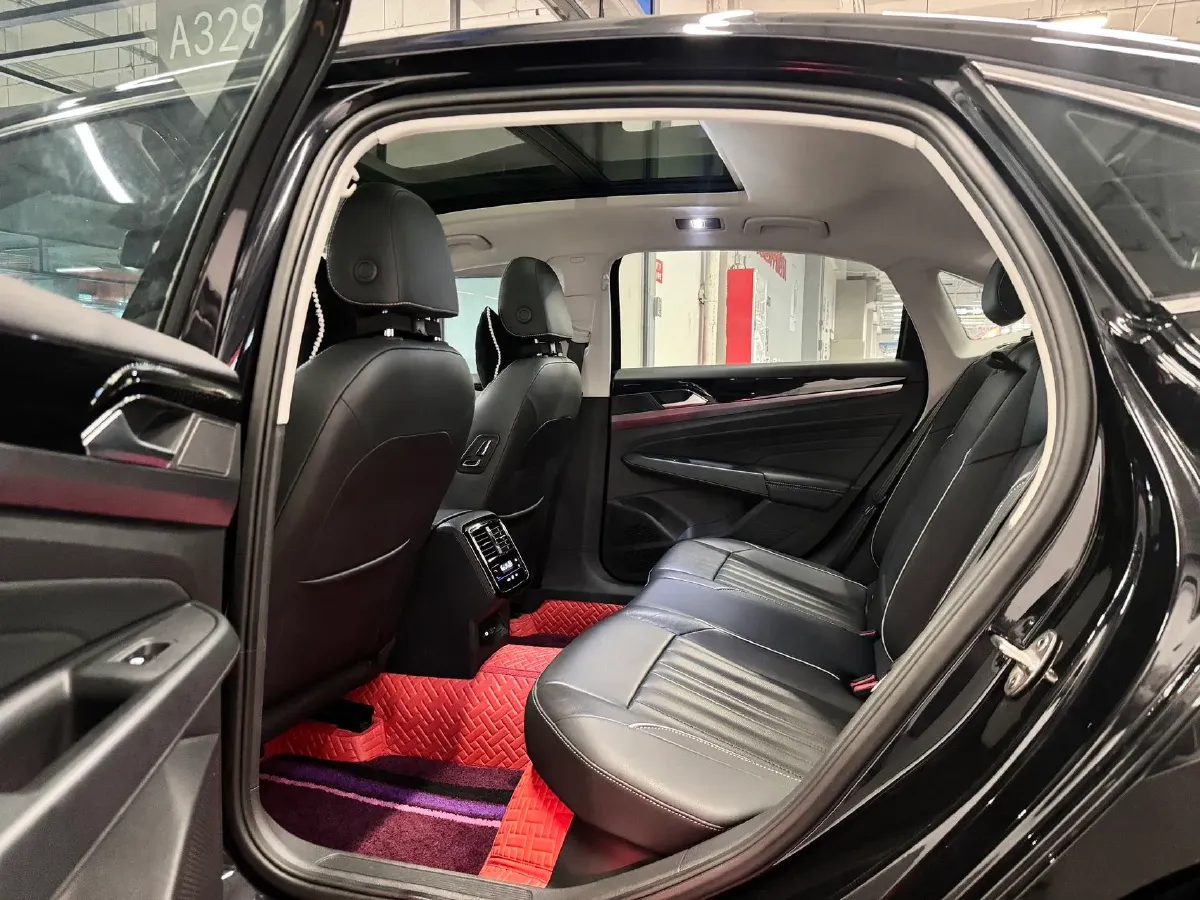 2022 Skoda Kodiak GT 2.0T 186HP L4 7DCT,autocango,china used car exporter,china ev exporter,chinese used car exporter,chinese used ev exporter