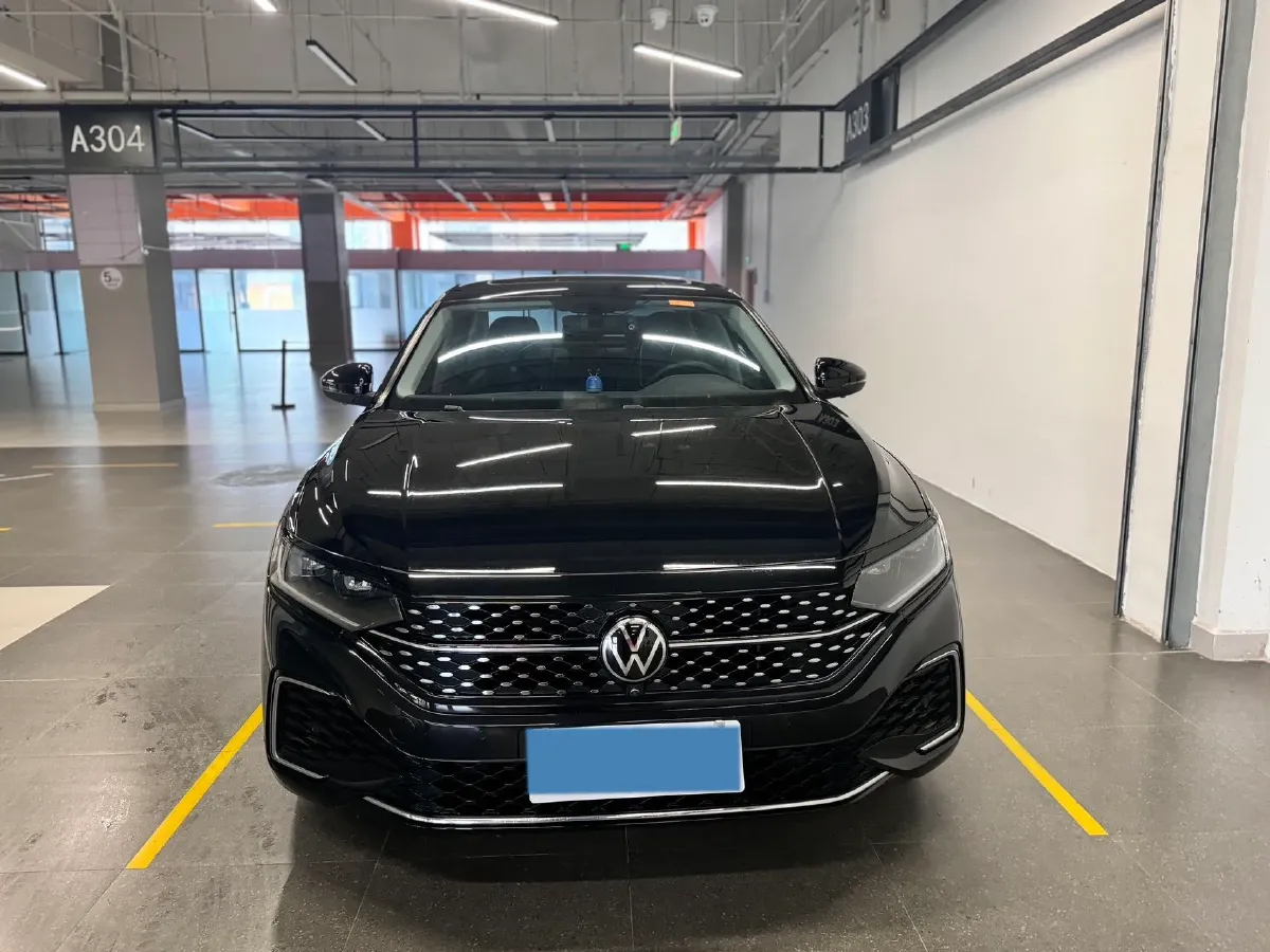 2022 Skoda Kodiak GT 2.0T 186HP L4 7DCT,autocango,china used car exporter,china ev exporter,chinese used car exporter,chinese used ev exporter