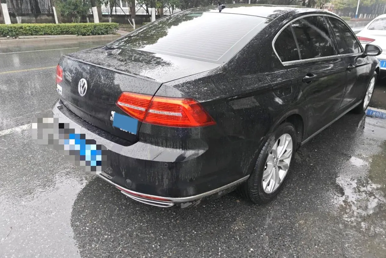 2019 Volkswagen Magotan 2.0T 186HP L4 7DCT,autocango,china used car exporter,china ev exporter,chinese used car exporter,chinese used ev exporter