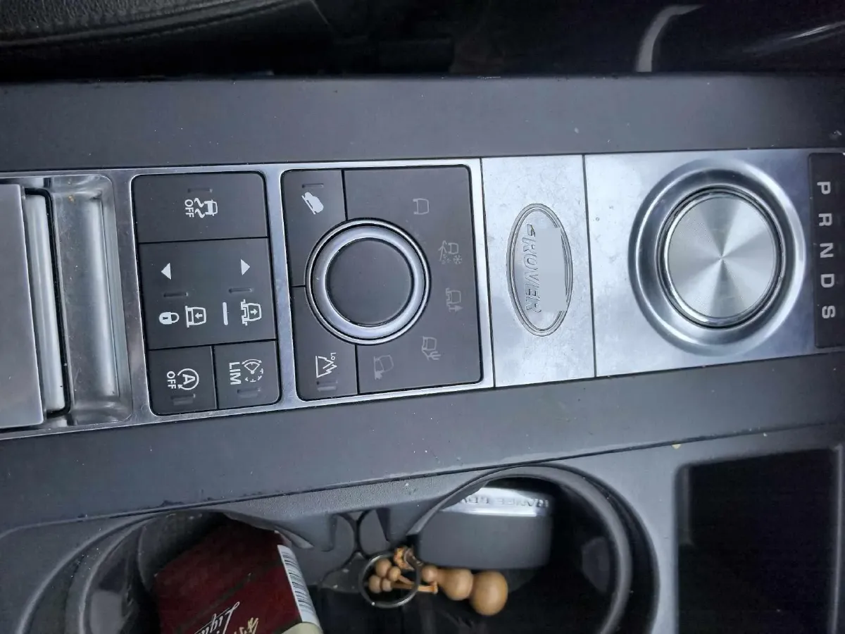 2017 Land Rover Discovery 3.0T 340HP V6 8AT,autocango,china used car exporter,china ev exporter,chinese used car exporter,chinese used ev exporter