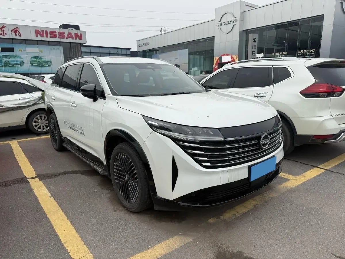 2024 Nissan Pathfinder 2.0T 252HP L4 9AT,autocango,china used car exporter,china ev exporter,chinese used car exporter,chinese used ev exporter