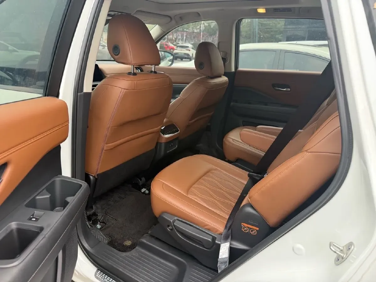 2024 Nissan Pathfinder 2.0T 252HP L4 9AT,autocango,china used car exporter,china ev exporter,chinese used car exporter,chinese used ev exporter