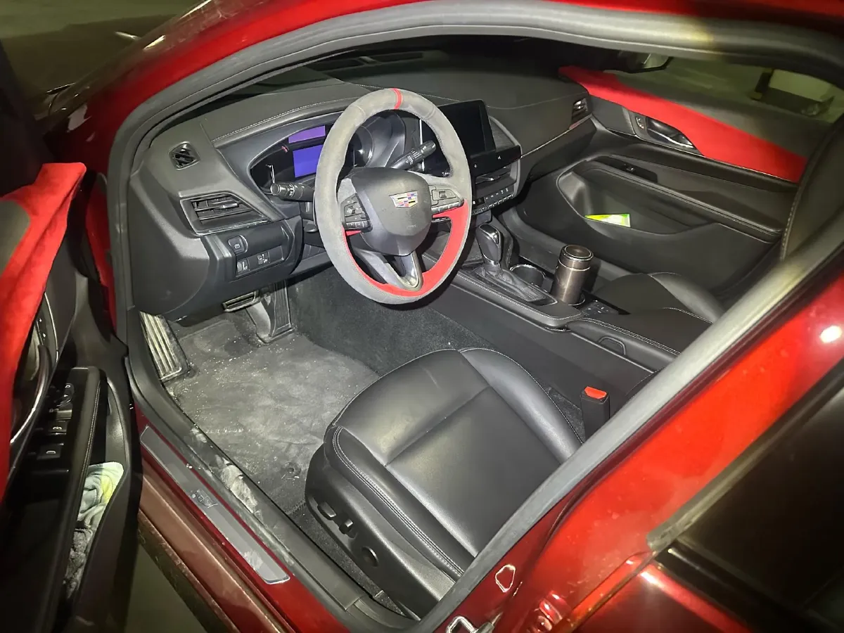 2021 Cadillac CT4 2.0T 237HP L4 8AT,autocango,china used car exporter,china ev exporter,chinese used car exporter,chinese used ev exporter