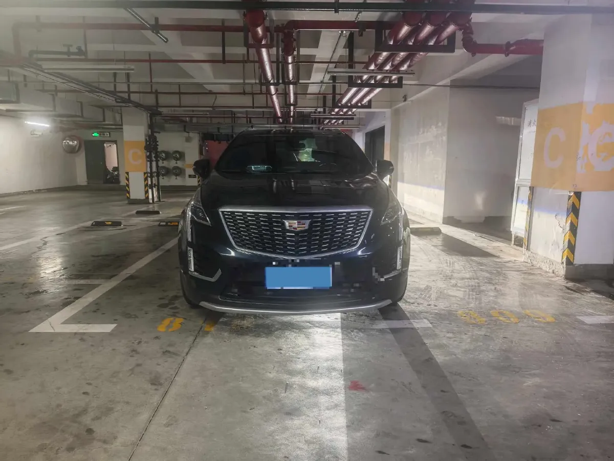 2021 Cadillac XT5 2.0T 237HP L4 9AT,autocango,china used car exporter,china ev exporter,chinese used car exporter,chinese used ev exporter