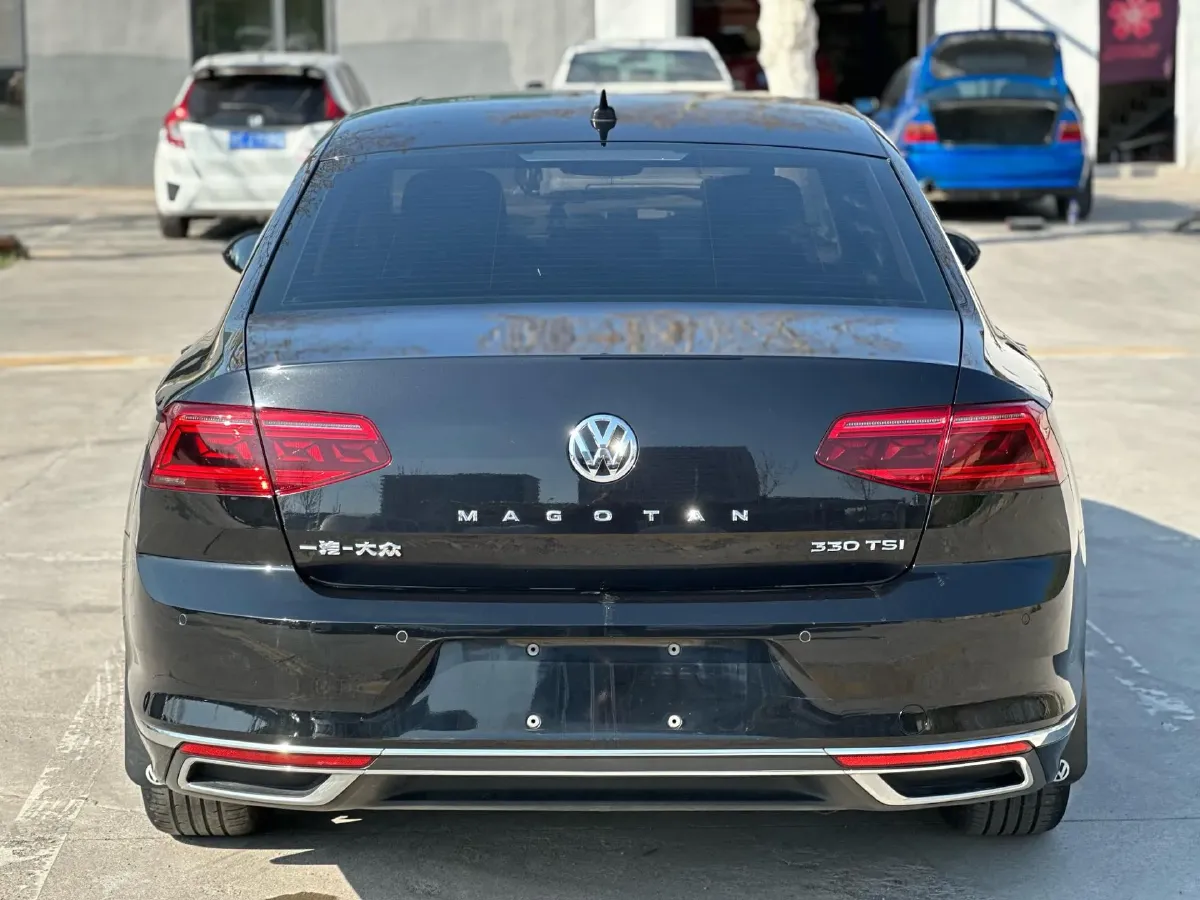 2020 Volkswagen Magotan 2.0T 186HP L4 7DCT,autocango,china used car exporter,china ev exporter,chinese used car exporter,chinese used ev exporter