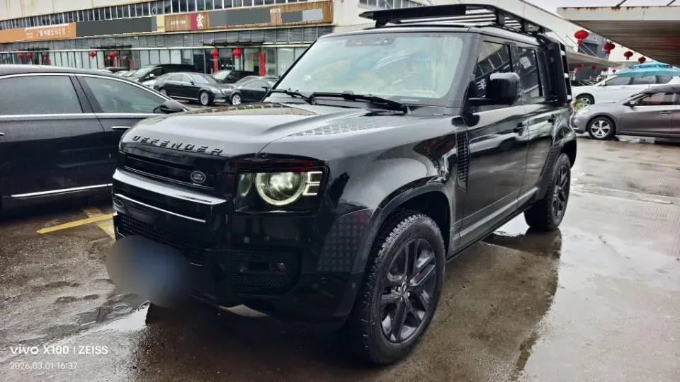 2024 Land Rover Defender 3.0T 400HP L6 8AT,autocango,china used car exporter,china ev exporter,chinese used car exporter,chinese used ev exporter